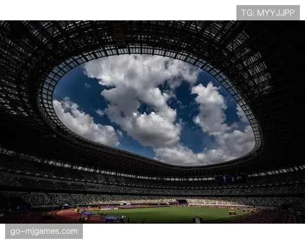 趣味花絮：塞尔赫斯特公园球场闯入一只狐狸，比赛暂停两分钟